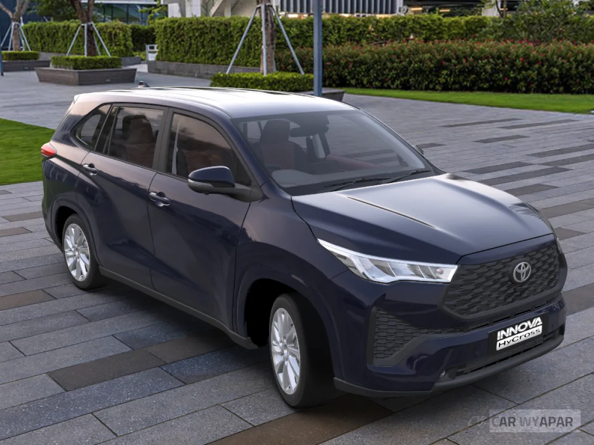 Toyota Innova Hycross GX 8 Str